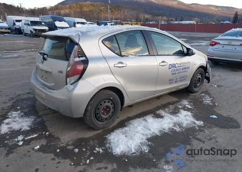 2016 Toyota Prius C Two из США, поврежденный, VIN JTDKDTB3XG1137358